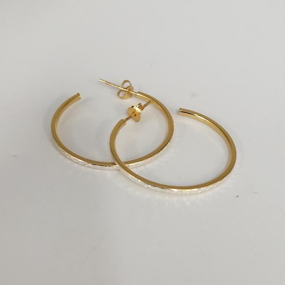 Elegant 925 Sterling Silver & Gold Tone Diamond Cut Hoop Earrings - Picture 10 of 11
